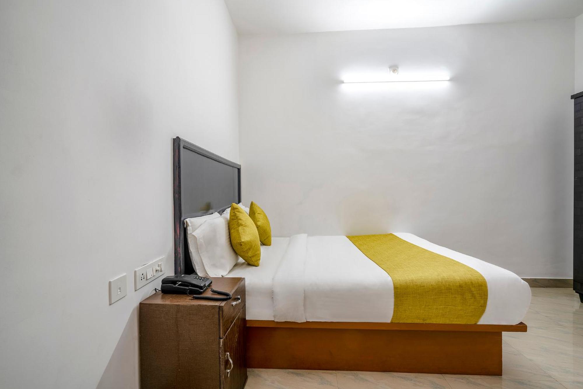 Anaviratty Fabhotel Abrigo Residency מראה חיצוני תמונה